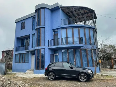 Дом 300 м², Район Airport (district) в Батуми