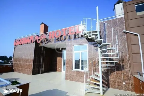 Дом 1096 м², Район Airport (district) в Батуми