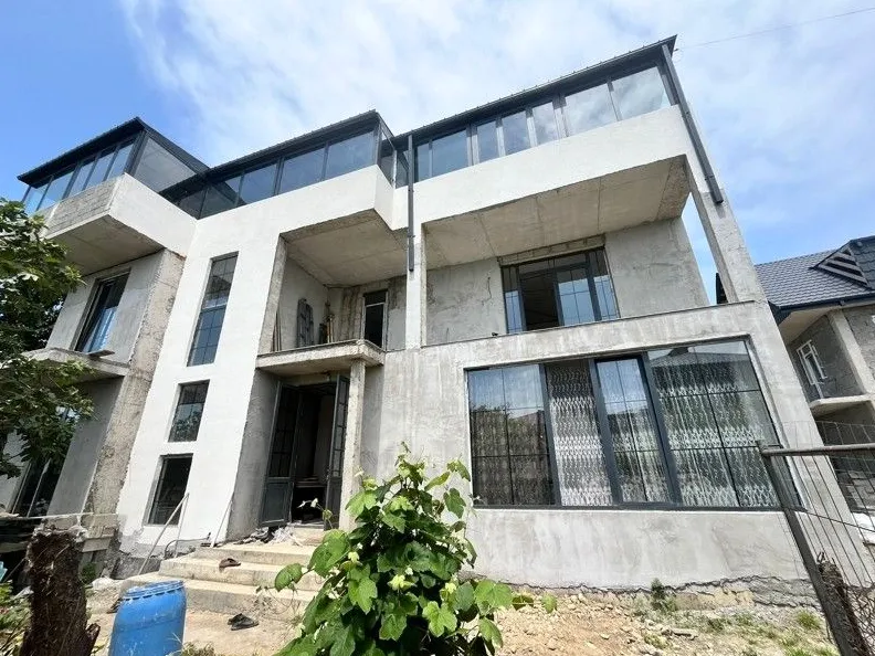 Дом 362 м², Район Airport (district) в Батуми