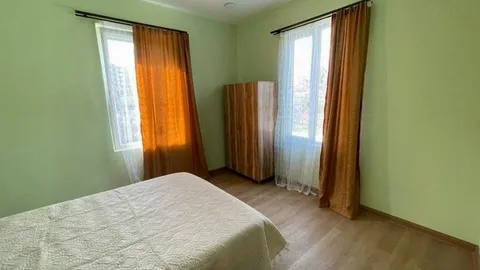 Дом 1000 м², Район Багратиони в Батуми