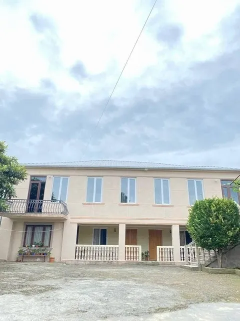 Дом 300 м² в Батуми