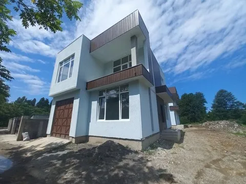 Дом 264.6 м² в Батуми