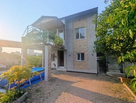 Дом 220 м², Район Зелёный Мыс в Батуми
