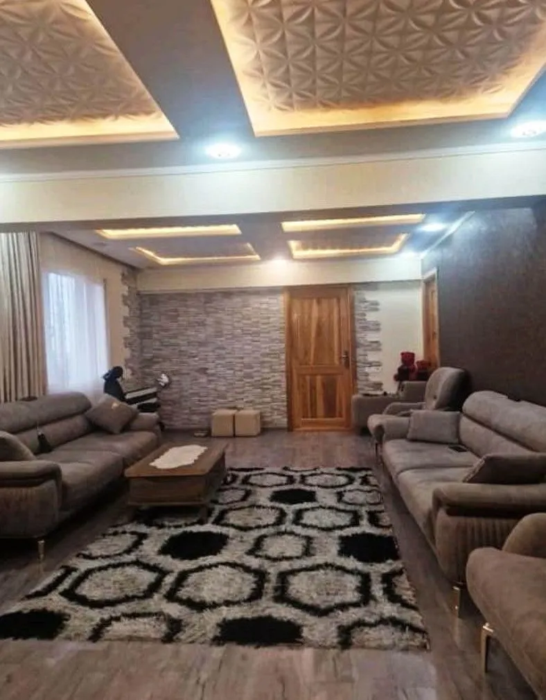 Дом 444 м², Район Зелёный Мыс в Батуми