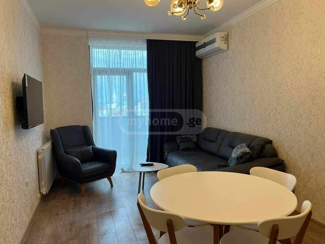 Квартира 50.5 м² в Батуми