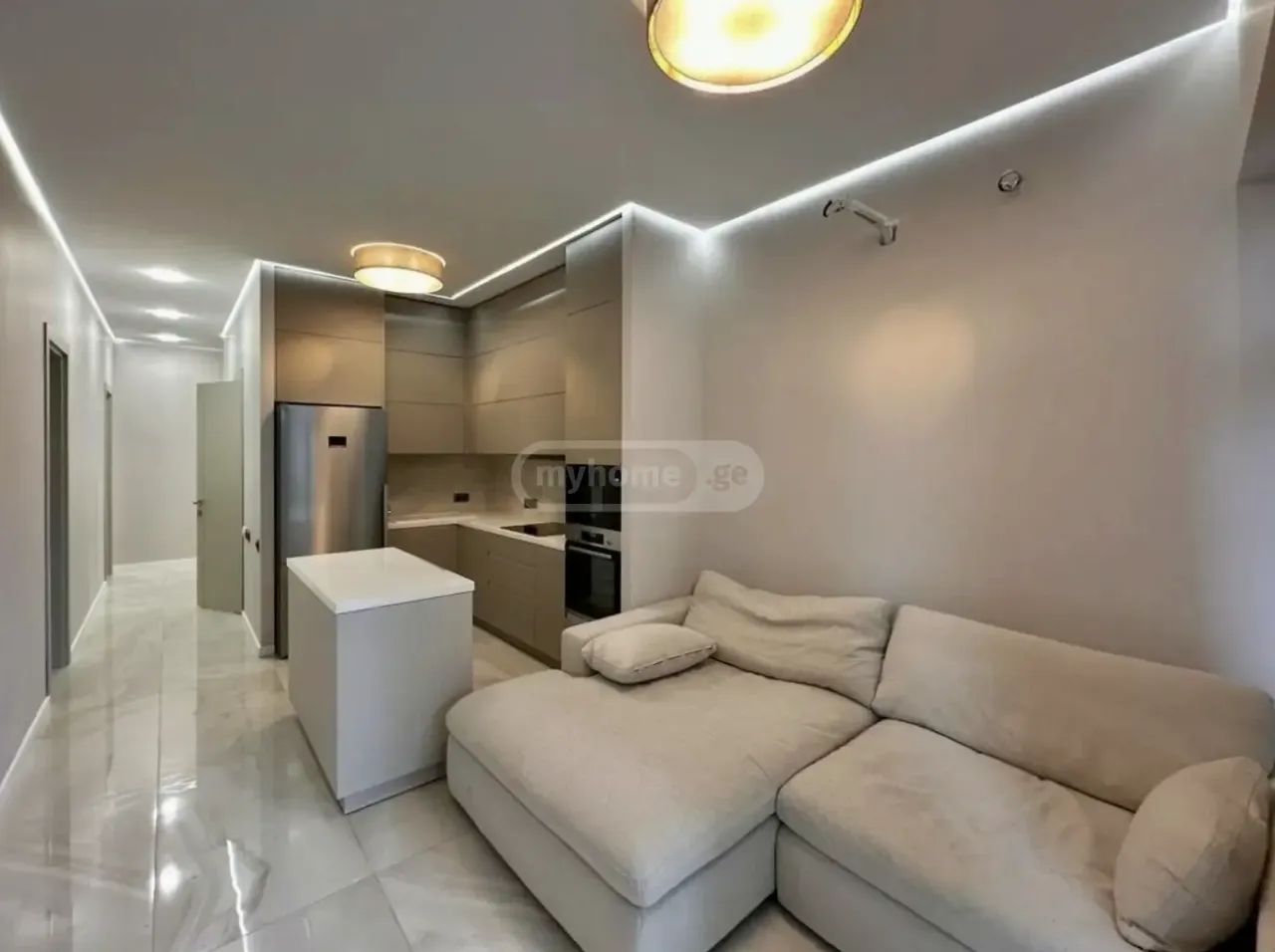 Apartment 136 m² in Batumi — photo 3