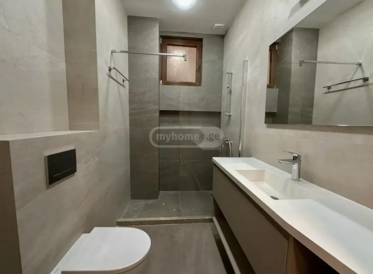 Apartment 136 m² in Batumi — photo 6