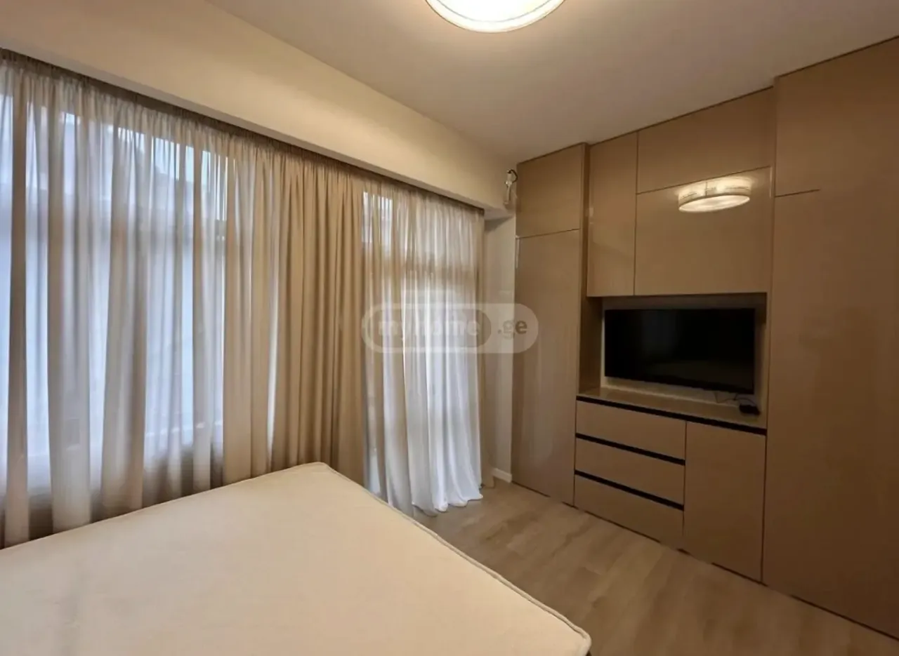 Apartment 136 m² in Batumi — photo 9