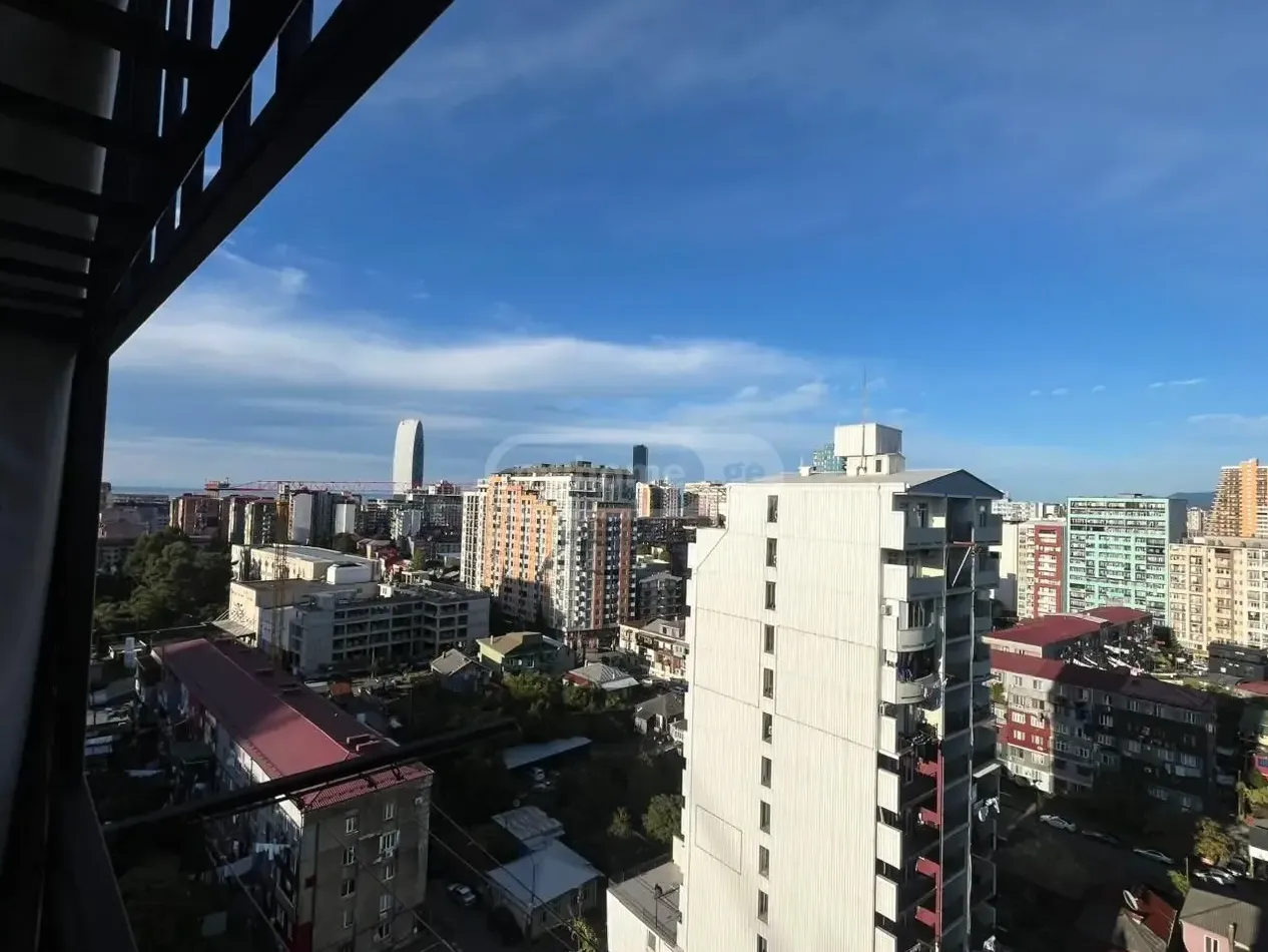 Квартира 67 м² в Батуми — фото 4