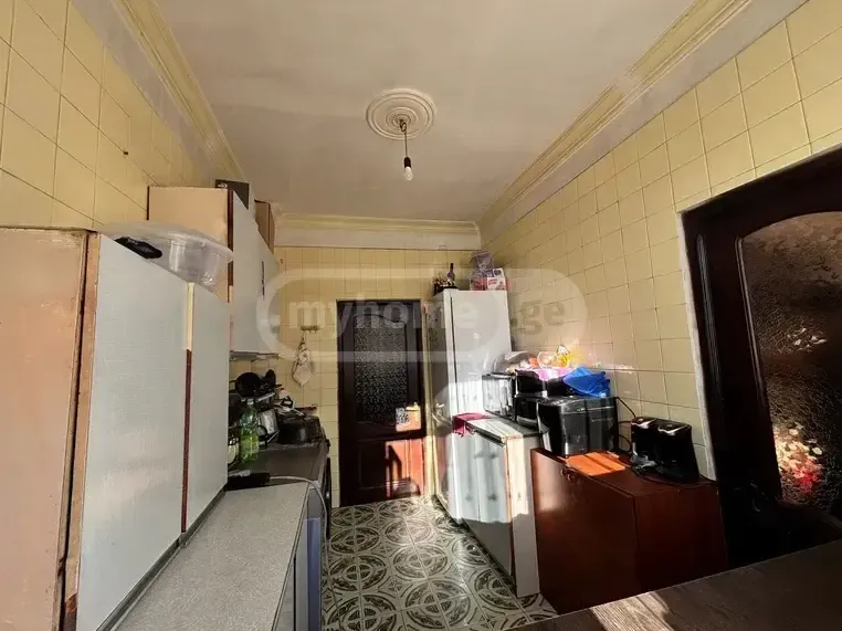 Квартира 80 м² в Батуми — фото 3