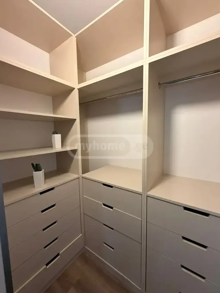 Квартира 104 м² в Батуми — фото 2