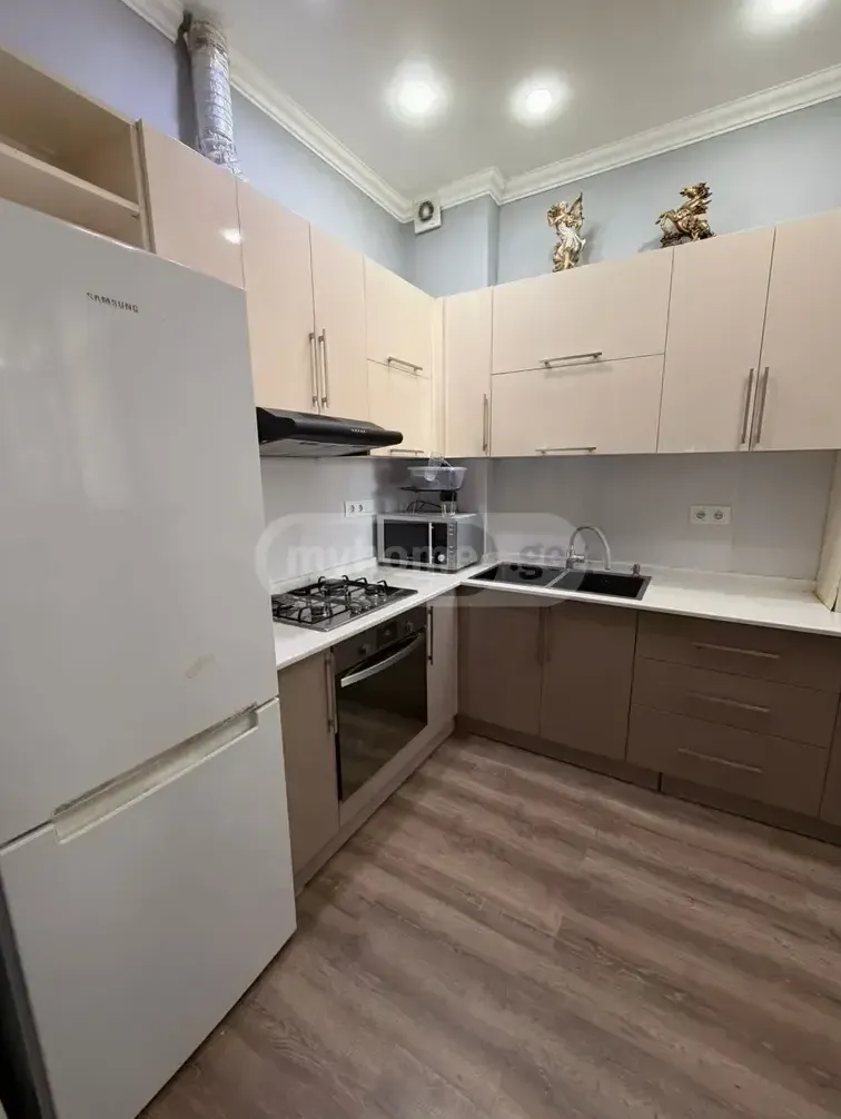 Квартира 104 м² в Батуми — фото 8
