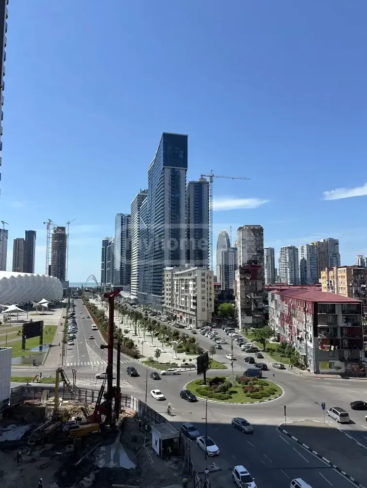 Квартира 98.6 м² в Батуми — фото 2