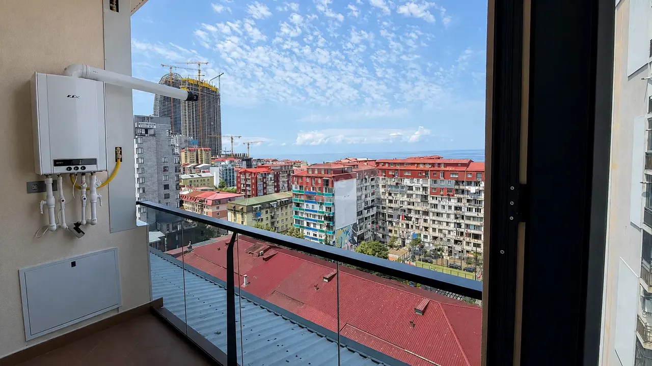 Квартира 58.3 м² в Батуми — фото 11