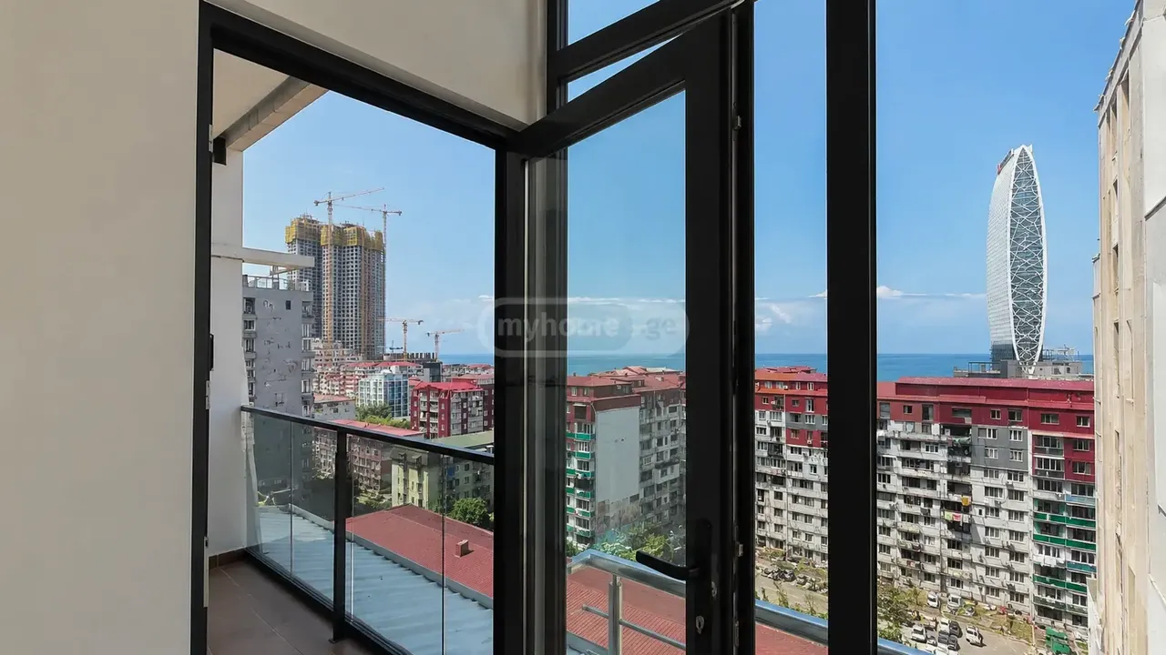 Квартира 58.3 м² в Батуми — фото 12