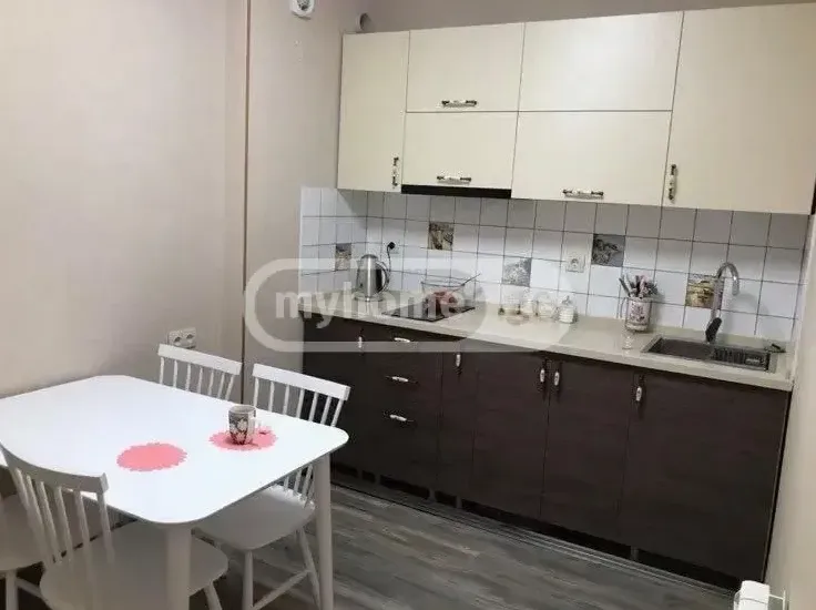 Apartment 67 m² in Batumi — photo 3