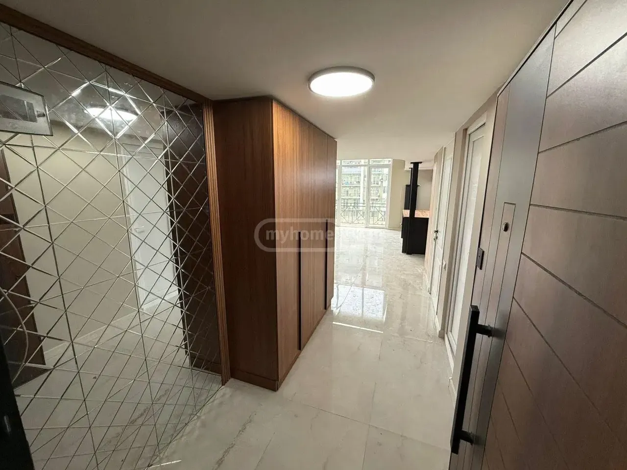 Квартира 137.5 м² в Батуми — фото 13
