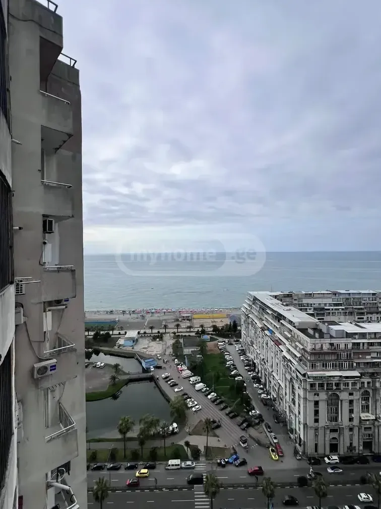 Квартира 57 м² в Батуми — фото 6