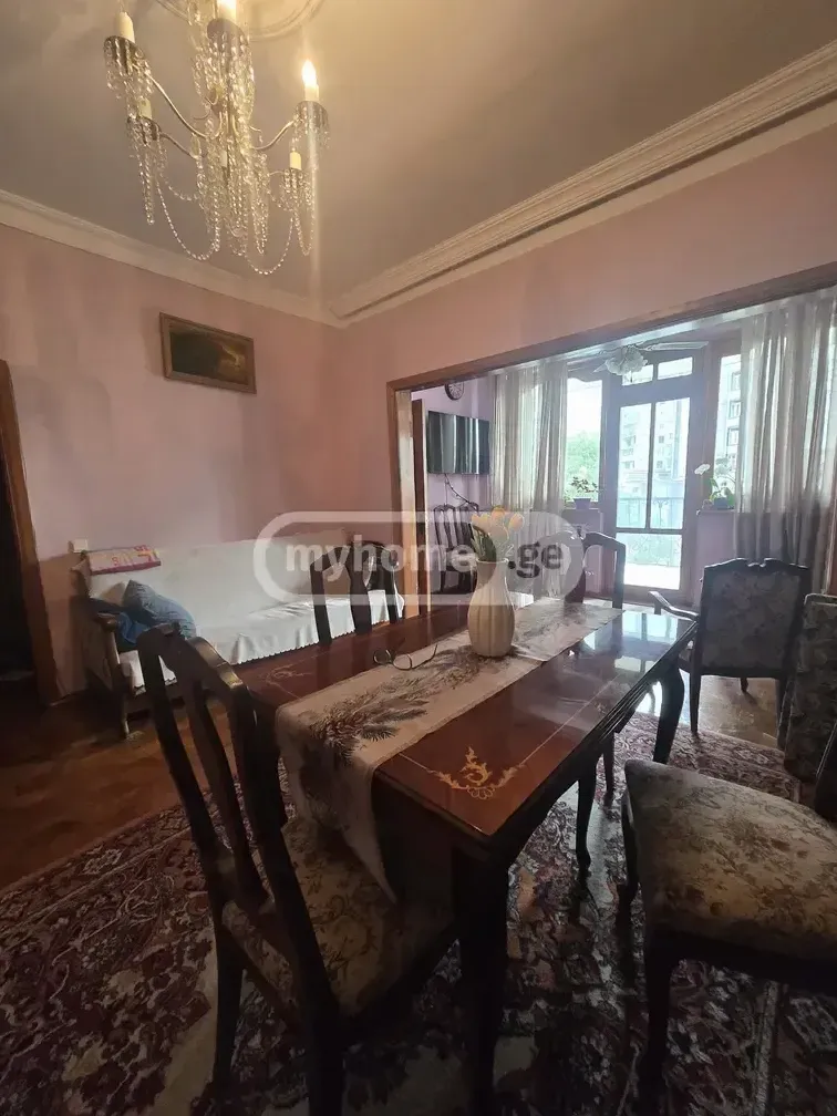Квартира 81 м² в Батуми — фото 3
