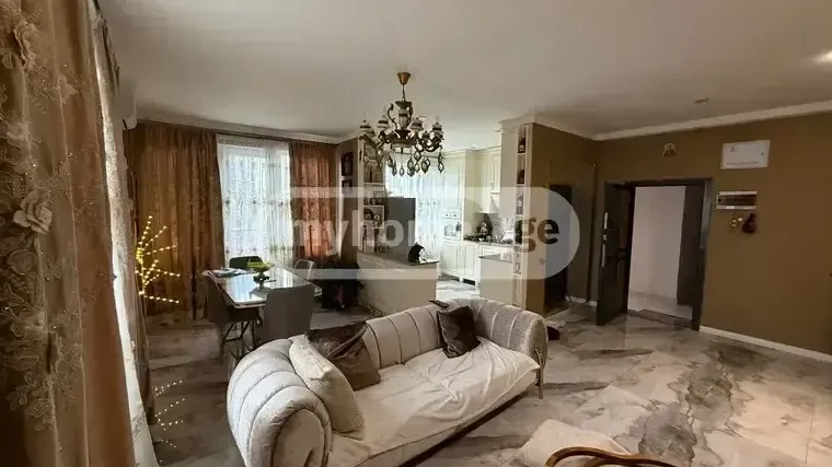Квартира 180 м² в Батуми