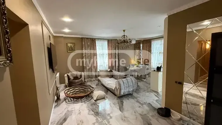 Квартира 180 м² в Батуми — фото 2