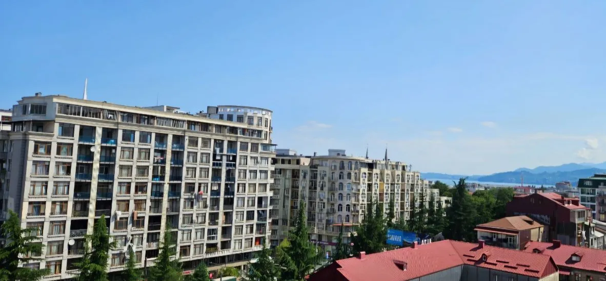 Квартира 50 м² в Батуми — фото 2