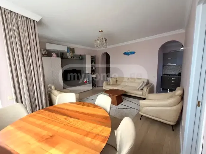 Квартира 55 м² в Батуми — фото 3